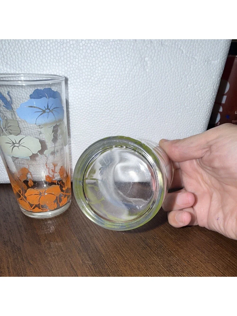 Set of 2 Clear Tapered Floral Decorated Glass Tumblers 10-18 oz MCM